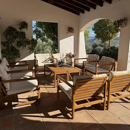Holiday home Spacious With Pool *